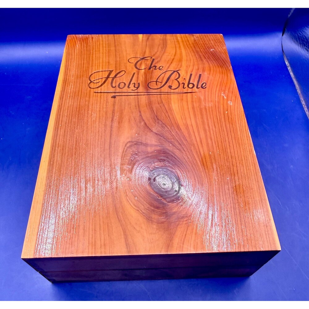 Vintage 1975 Holy Bible in Cedar Wood Box - Prince of Peace Protestant Ed. READ